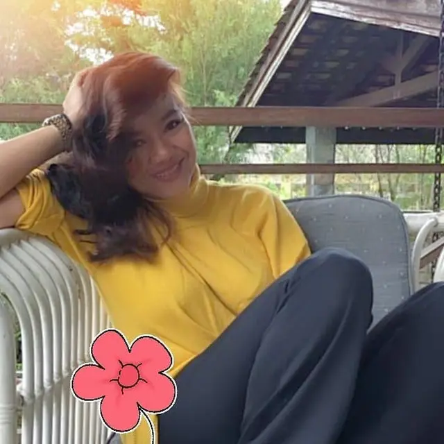 Kerap Berperan Jadi ART, Ini 6 Penampilan Artis Eno TB yang Bikin Pangling