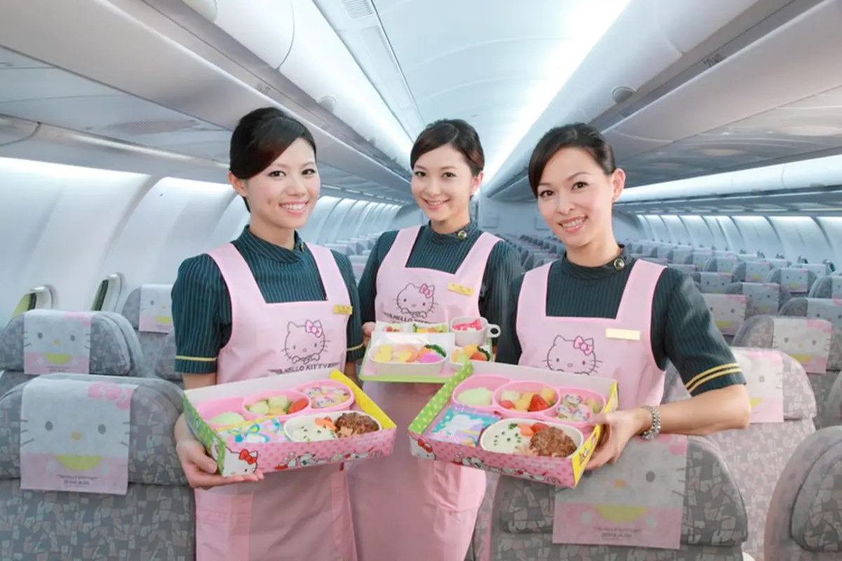 Eva Air - Hello Kitty