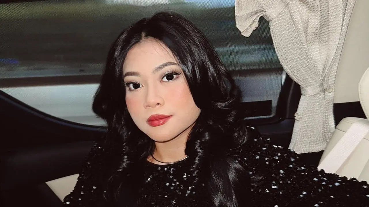 Selebgram Hanum Mega