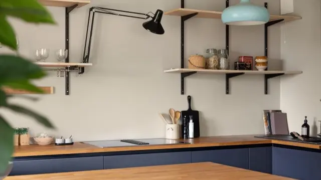 Ilustrasi Desain Dapur Tanpa Kitchen Set (Credit: Alex Tyson/Unsplash)