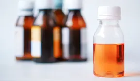 Waspada Vitamin Palsu, Pastikan Cek Keaslian Produk Sebelum Beli