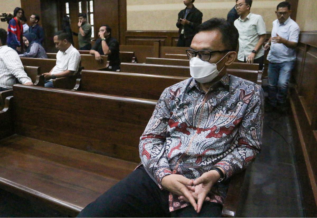 FOTO: Eks Ketua PN Jaksel Didakwa Terima Suap Rp 15,7 Miliar Terkait Ekspor CPO