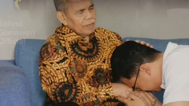Sahrul Gunawan minta izin ayah maju Bupati Bandung (https://www.instagram.com/p/C_PFuGXByZy/)