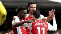 Pemain Arsenal merayakan gol yang dicetak Gabriel Martinelli ke gawang Ipswich Town di Portman Road, Ipswich, Minggu (20/4/2025). Arsenal menang telak 4-0 dalam laga tersebut. (John Walton/PA via AP)