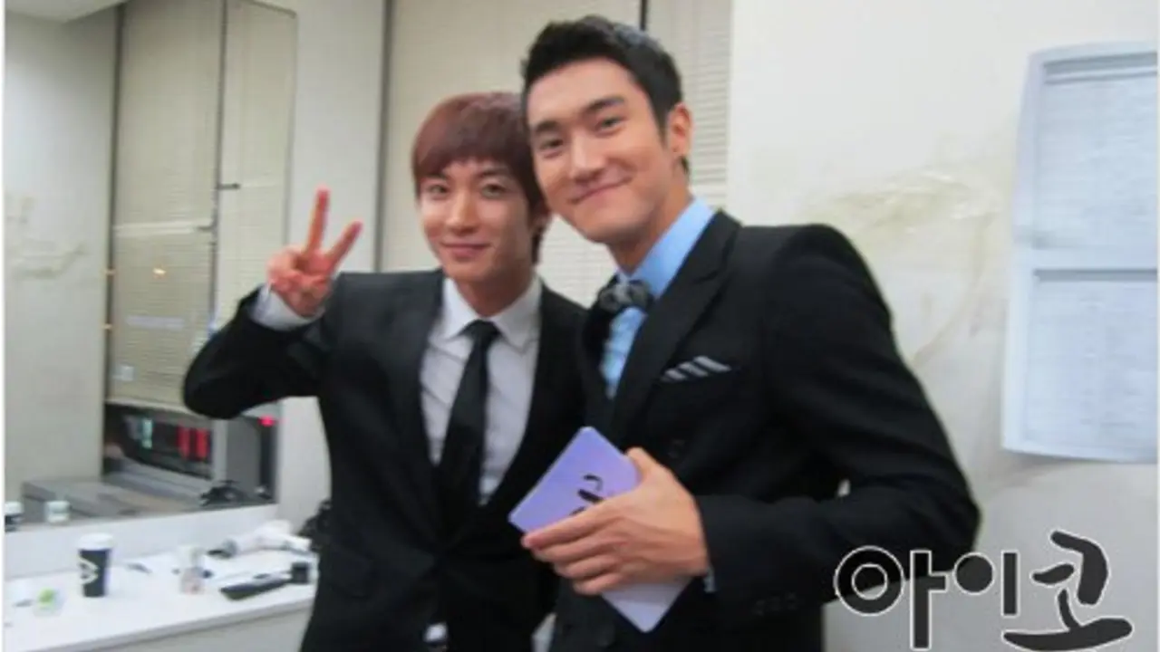 Leeteuk Super Junior Bingung saat Jadi Saingan Siwon