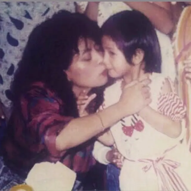 Punya Gaya Rambut Pendek, ini 5 Potret Masa Kecil Audy Item yang Imut