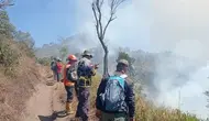 Kebakaran Bromo Tidak Terbendung Capai 125 Hektare