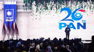 Presiden Joko Widodo memberikan pidato pada pembukaan Kongres ke-6 Partai Amanat Nasional (PAN) di Jakarta, Jumat (23/8/2024). (Liputan6.com/Angga Yuniar)