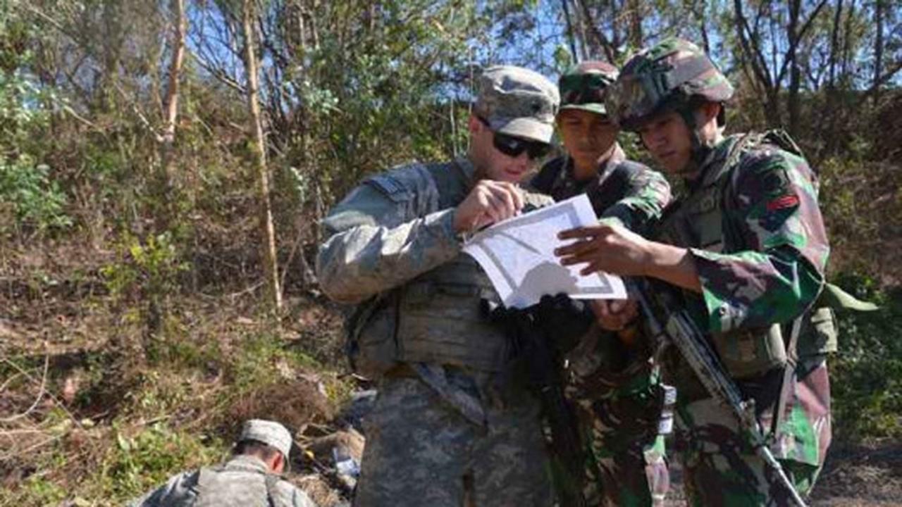 Aksi prajurit Kostrad dan US Army latihan bareng di Sukabumi