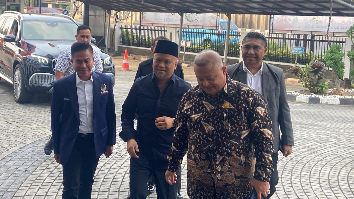 Sambangi Markas PKS, Ilham Habibie Cari Dukungan untuk Pilgub Jabar? Berita Viral Hari Ini Kamis 19 September 2024