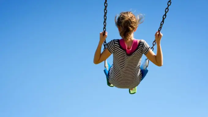 Padahal Cuma Main Ayunan Tapi Bisa Bikin Kamu Jantungan!