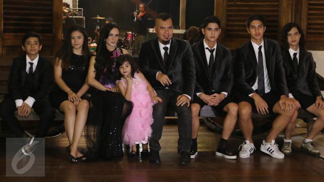Sst Nih Nama Calon Anak Ahmad Dhani Mulan Jameela Showbiz Liputan6 Com