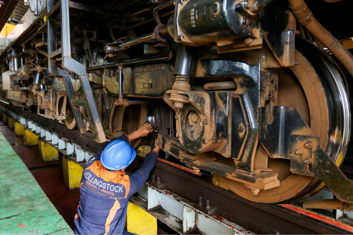 KAI Daops 1 Jakarta tambah 17 kereta tambahan untuk libur Natal dan Tahun Baru