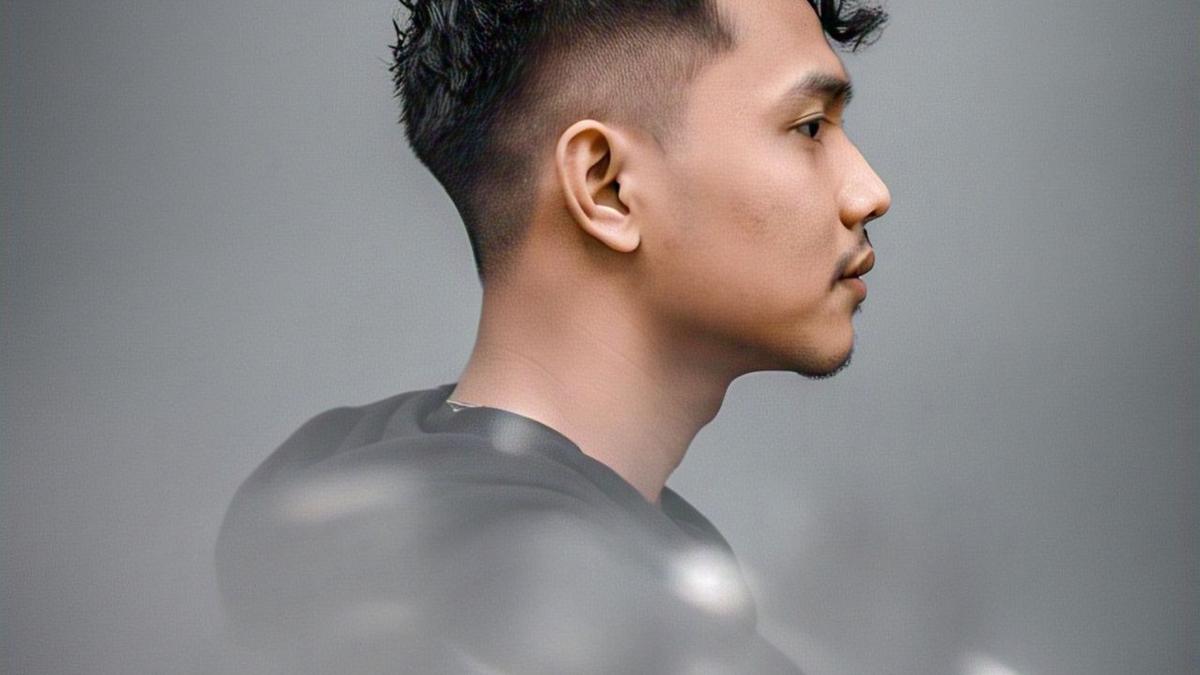 6 Rekomendasi Rambut Pendek Pria Ikal 2025, Tampil Stylish dan Kasual