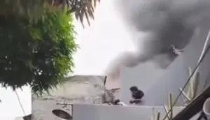 Kebakaran Landa Permukiman Padat di Tamansari Jakbar