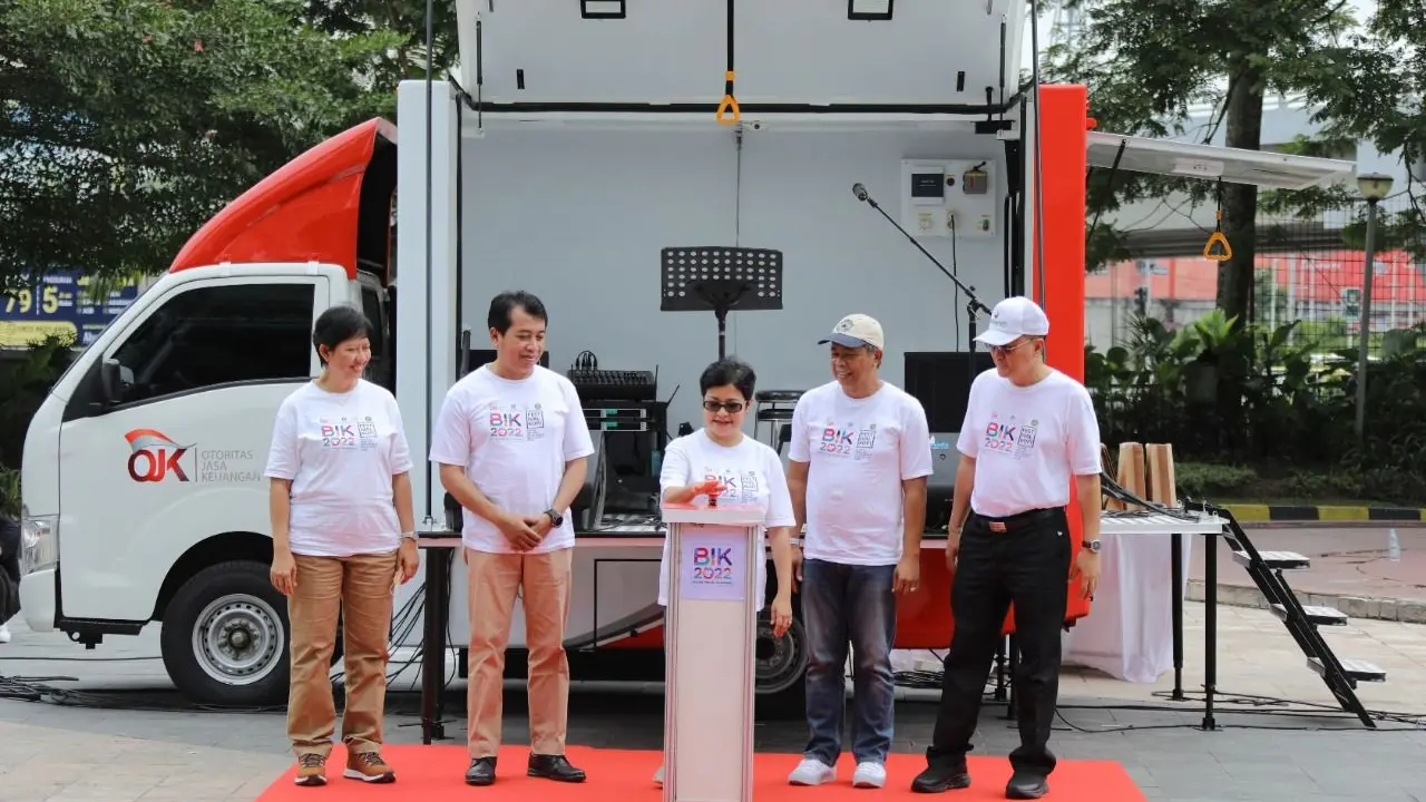 OJK, BI, Pemda dan Industri Jasa Keuangan di Provinsi Riau menyelenggarakan Bulan Inklusi Keuangan (BIK) Riau Expo 2022. (Dok OJK)