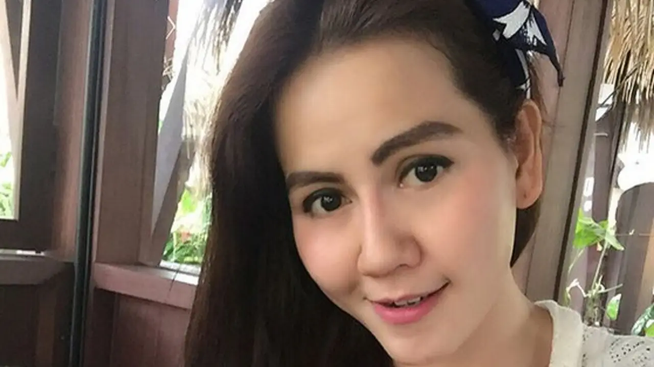 [Bintang] Nita Talia