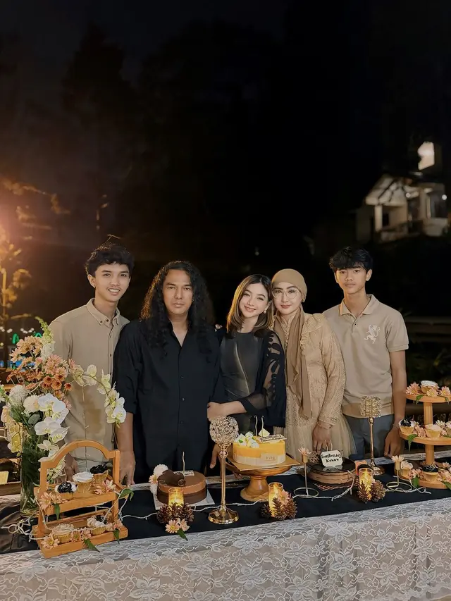 7 Potret Syukuran Ultah Glenca Chysara Bareng Keluarga, Diwarnai Haru Bahagia