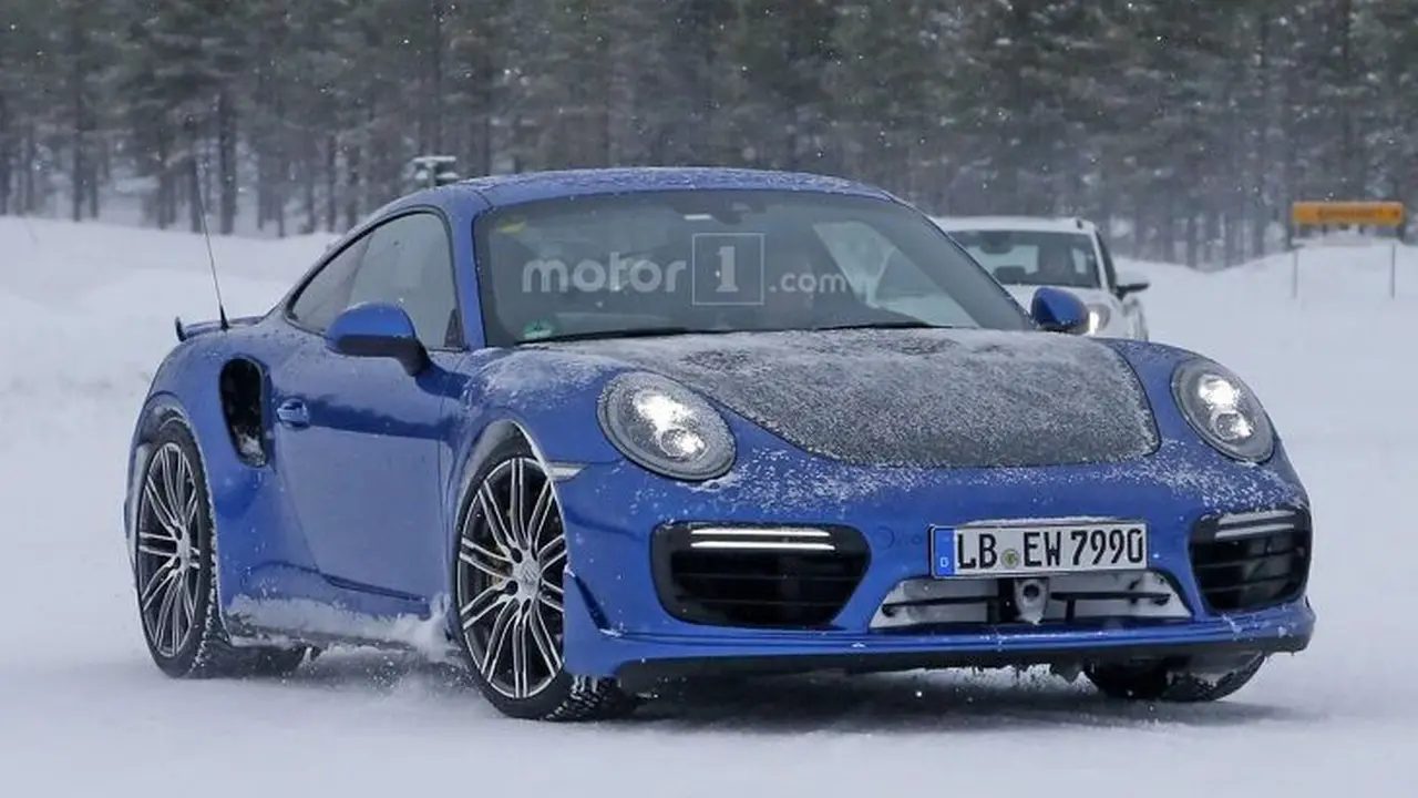 Porsche 911 GT2 RS Gendong Mesin Bertenaga 700 Tk 