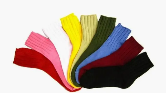 Miliki Kaus Kaki Gemas di bawah 100 Ribu!