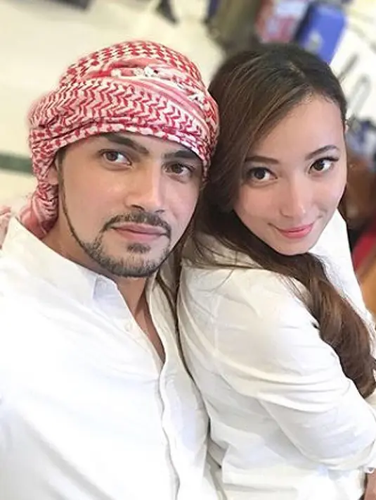 Setelah menikah, Asmirandah dan Jonas memang seperti di telan bumi. Pasangan ini jarang muncul di layar kaca. (foto: instagram.com/asmirandah89)