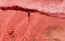 VIDEO Fenomena Alam Unik: Hujan Ubah Air Laut Pulau Hormuz Iran Jadi Merah