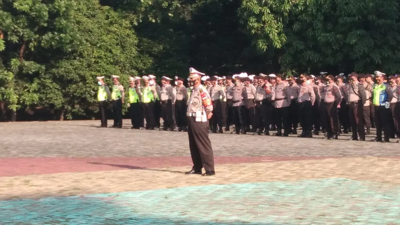 Polisi apel