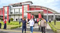 Bandara Tunggul Wulung yang terletak di Kecamatan Jeruk Legi, Kabupaten Cilacap, Provinsi Jawa Tengah.