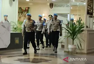 Eks Kapolres Bima AKBP Didik menjalani sidang etik. (Antara)