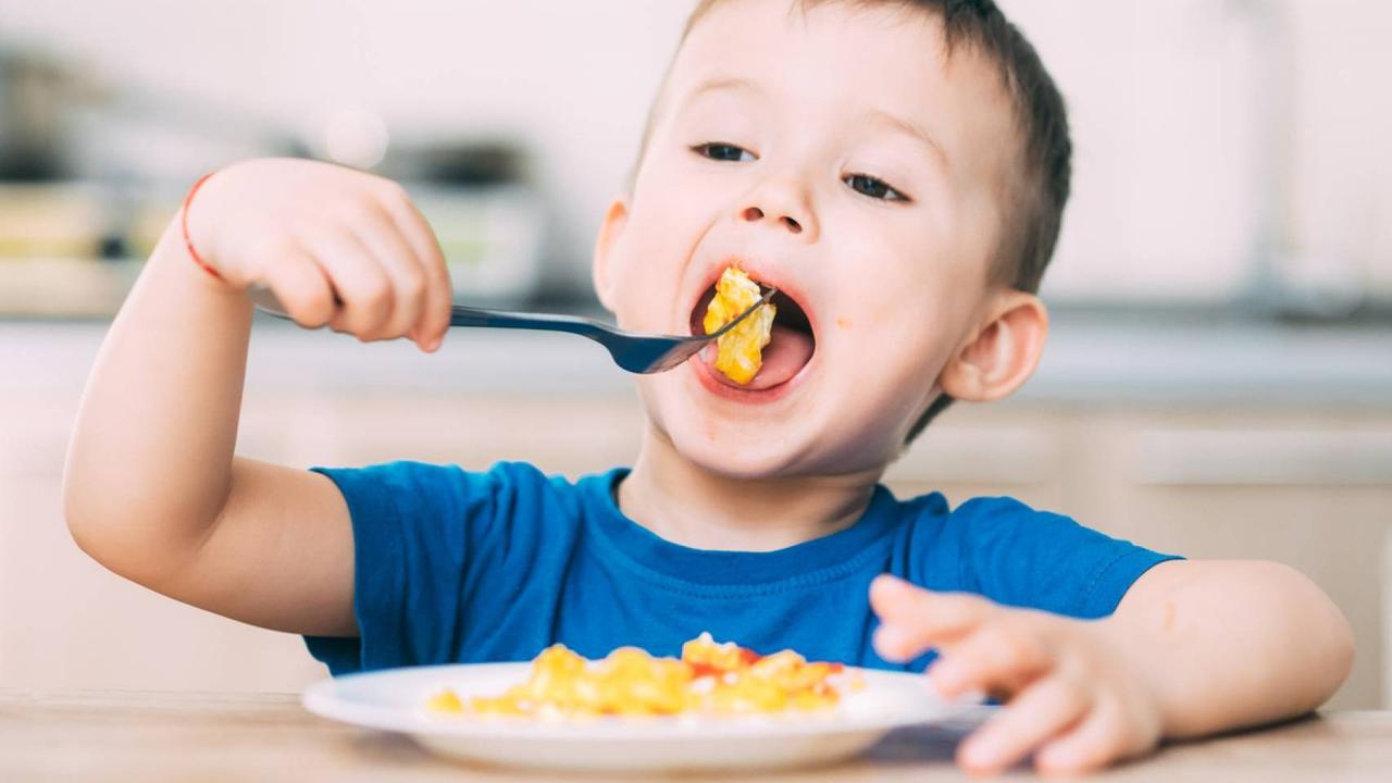 7 Makanan untuk Menjaga Kesehatan Rambut Anak, Bunda Wajib Baca