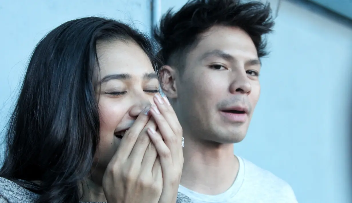 Seperti halnya saat Perayaan Natal nanti Vero berencana untuk menghabiskan waktu dengan keluarga Mikha, paling tidak selama dua jam. (Adrian Putra/Bintang.com)