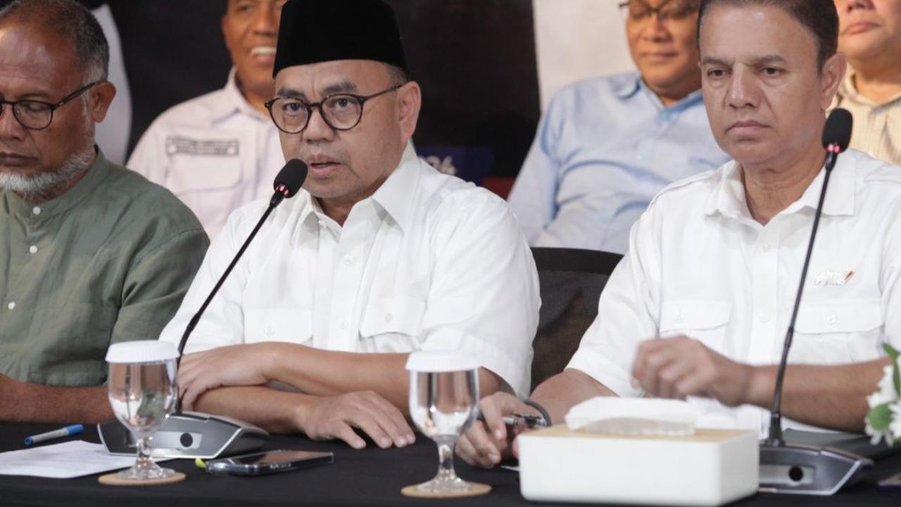 Co-Captain Timnas AMIN, Sudirman Said bersama Anggota Dewan Bambang Widjojanto menyatakan jika hak angket DPR ini dinilai bukan untuk mencari siapa yang menang atau kalah dalam kontestasi Pemilu 2024.
