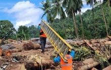 PLN Pulihkan Listrik Siau Pasca Banjir Bandang, 80 Persen Pelanggan Kembali Terang