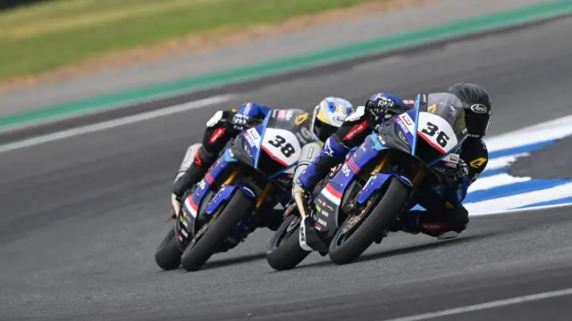 FOTO M Faerozi & Arai Agaska dari Yamaha Racing Indonesia