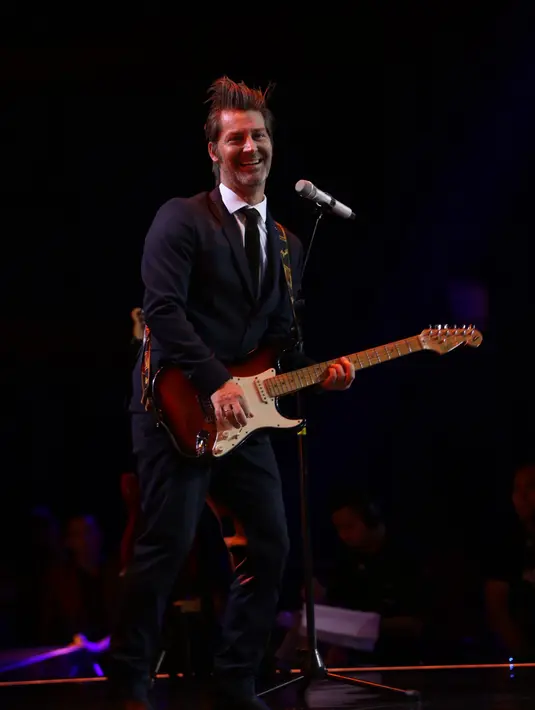 Telah banyak menulis lagu mengenai cinta, grup band pelantun hits ‘Paint My Love’ ini memang terkenal akan lagu-lagunya yang bertemakan cinta. (Galih W. Satria/Bintang.com) 