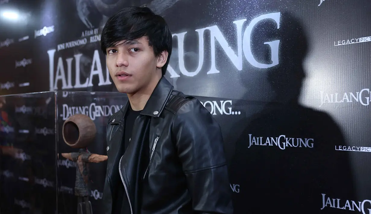 Untuk kali pertama Jefri Nichol bermain dalam film bergenre horor. Dalam film horor pertamanya, ia berperan sebagai orang Jawa yang memiliki aksen dialog Jawa Kejaween. Banyak yang dirasakan saat proses syuting film tersebut. (Nurwahyunan/Bintang.com)