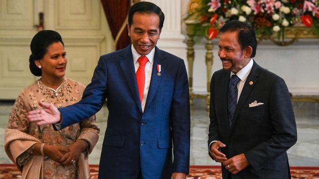 Sultan Brunei hingga PM Singapura Temui Jokowi Jelang Pelantikan Presiden