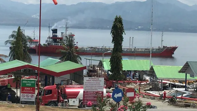 Tanker Kedua MT Lamiwuri telah Bersandar di Donggala