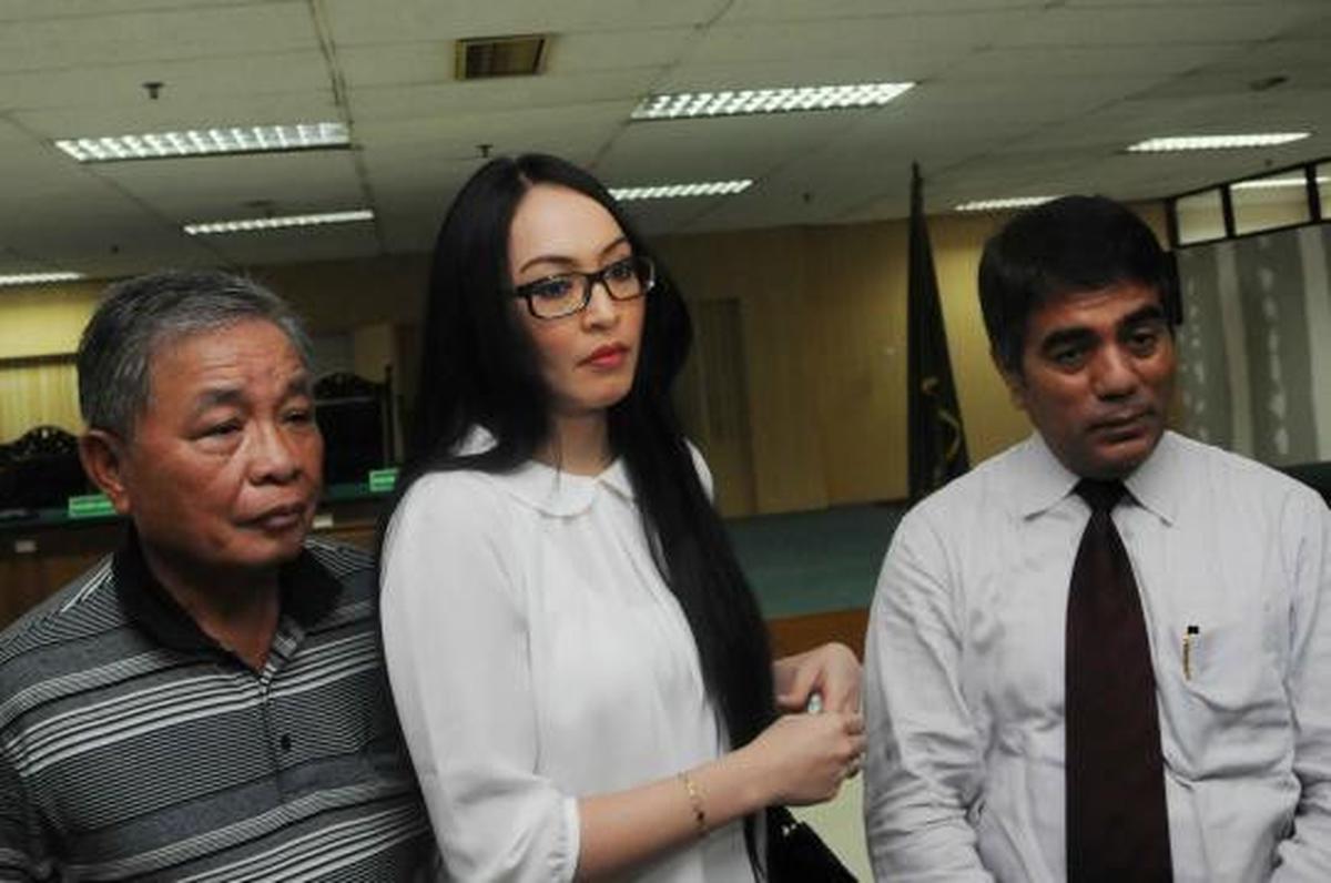 Angie batal jalani sidang lanjutan