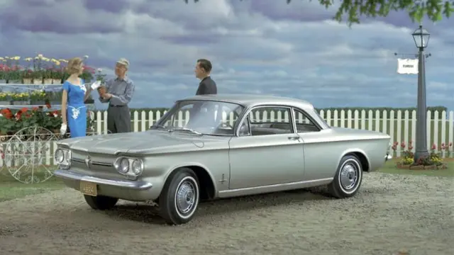 Begini Tampang Mobil-Mobil Anak Muda Jaman Retro
