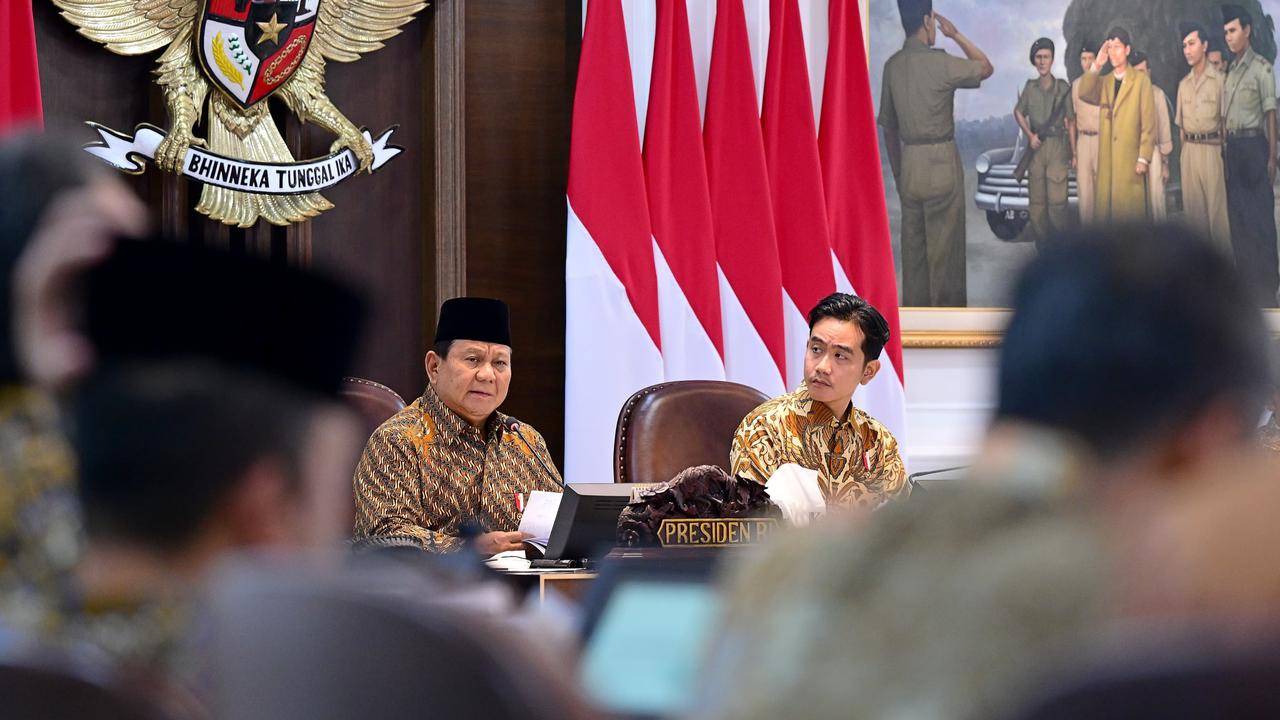 Prabowo-Gibran pimpin sidang kabinet perdana