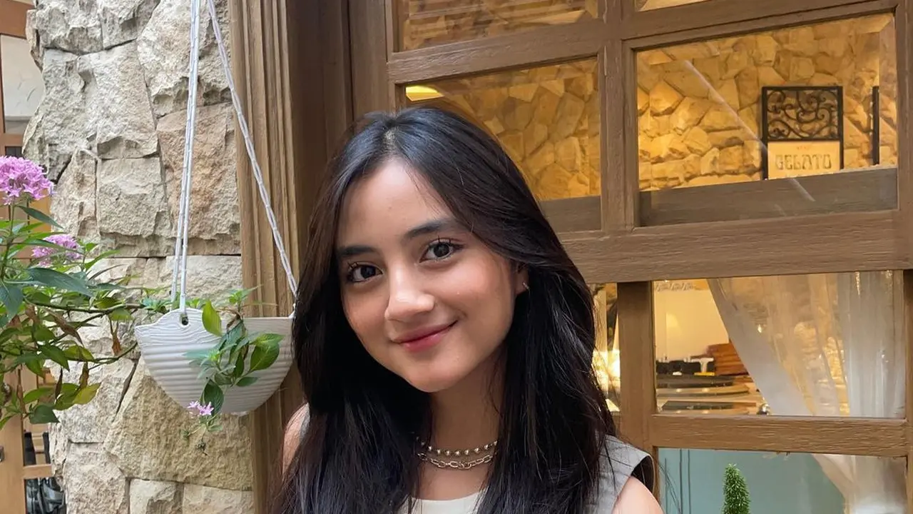 Nayla D Purnama
