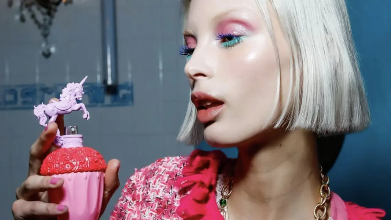 Anna Sui Fantasia Pop Up Surprise