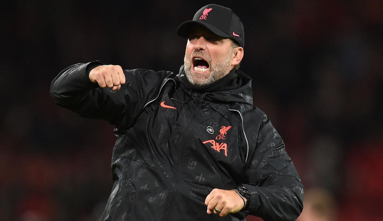 Jurgen Klopp - Pelatih yang sukses membawa Liverpool juara Liga Champions dan Liga Inggris ini resmi menjadi pelatih di The Reds pada Oktober 2015. Dari 334 laga yang dilakoni, Klopp telah meraih 202 kemenangan, 60 kekalahan dan 72 kali imbang. (AFP/Oli Scarff)