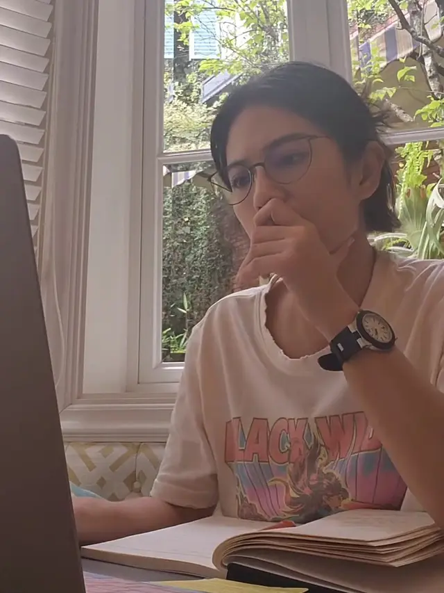 [Fimela] Dian Sastrowardoyo