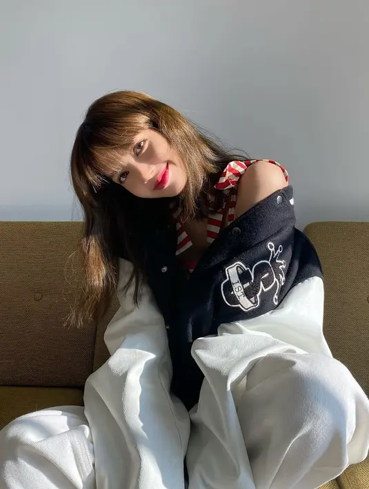 (Instagram/lalalalisa_m)