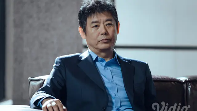 Sung Dong Il dalam drakor The Art of Negotiation. (dok Vidio)