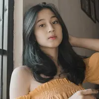 Keisya Levronka merupakan kontestan Indonesian Idol asal Malang. Saat audisi ia menyanyikan lagu dari Fiersa Besari yang berjudul Celengan Rindu. Penampilannya pun mampu membuat para juri dan penonton di rumah terpukau.(Liputan6.com/IG/@heydans)