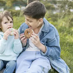 Sebelum memutuskan untuk menghilangkan gluten dari pola makan anak, penting untuk tahu bahwa gluten bukanlah zat berbahaya. [Dok/freepik.com]