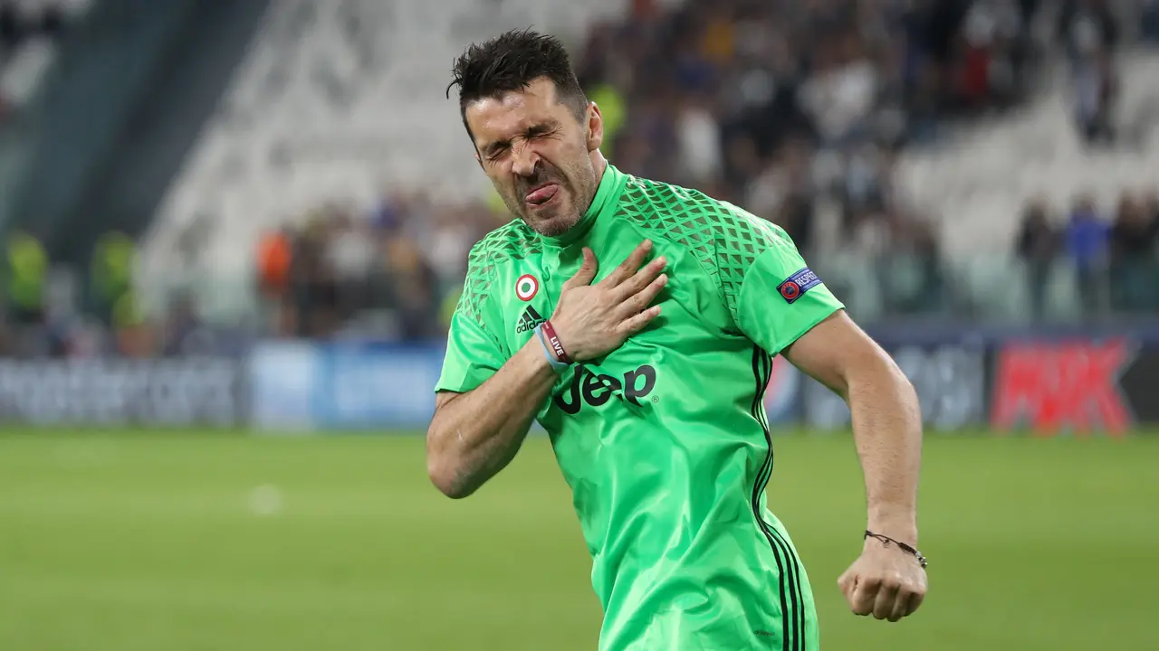Rekor Transfer Milik Buffon Segera Pecah